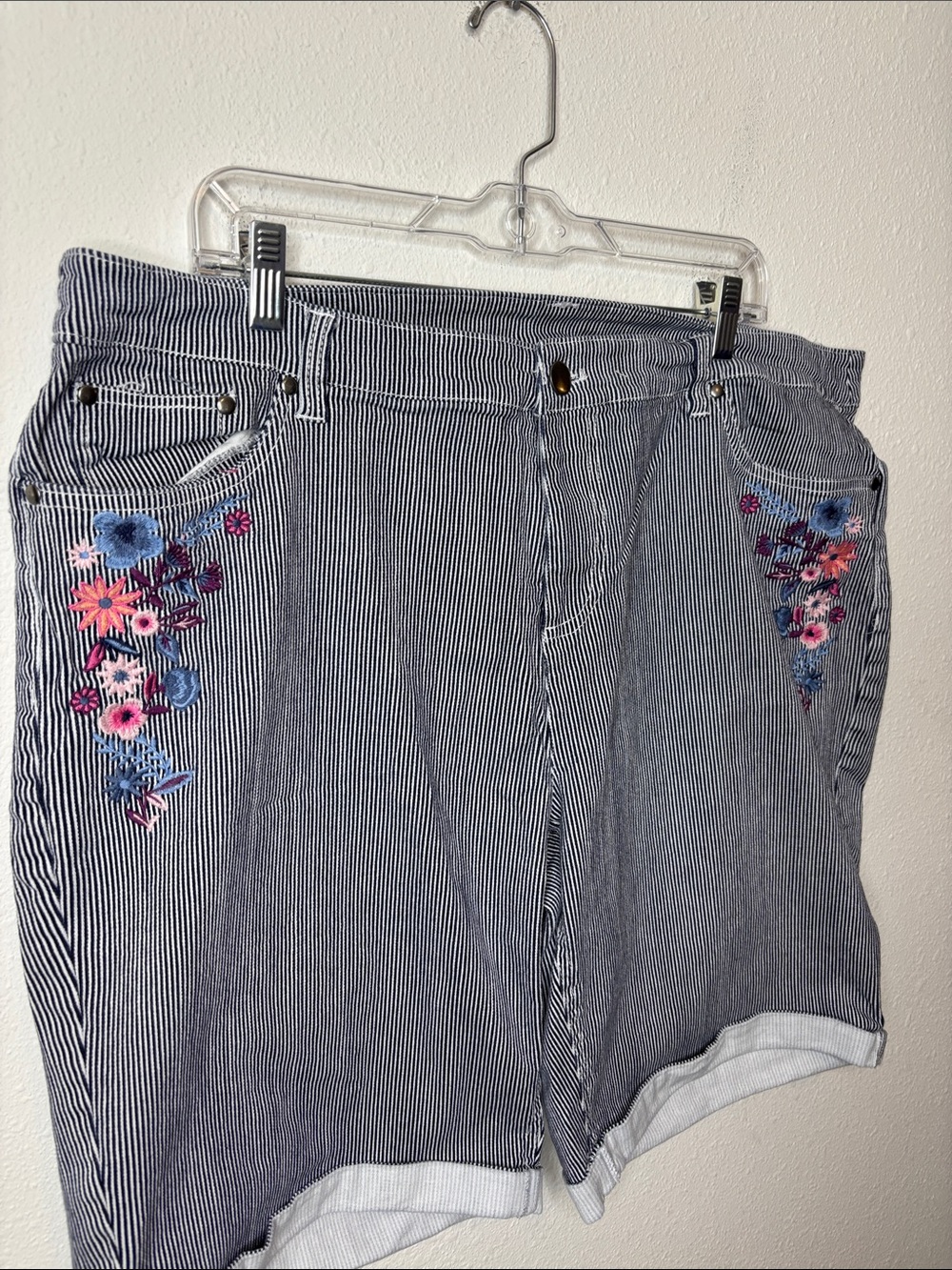 CJ Banks Navy Pinstripe Floral Embroidered Jean Shorts - Picture 2 of 10